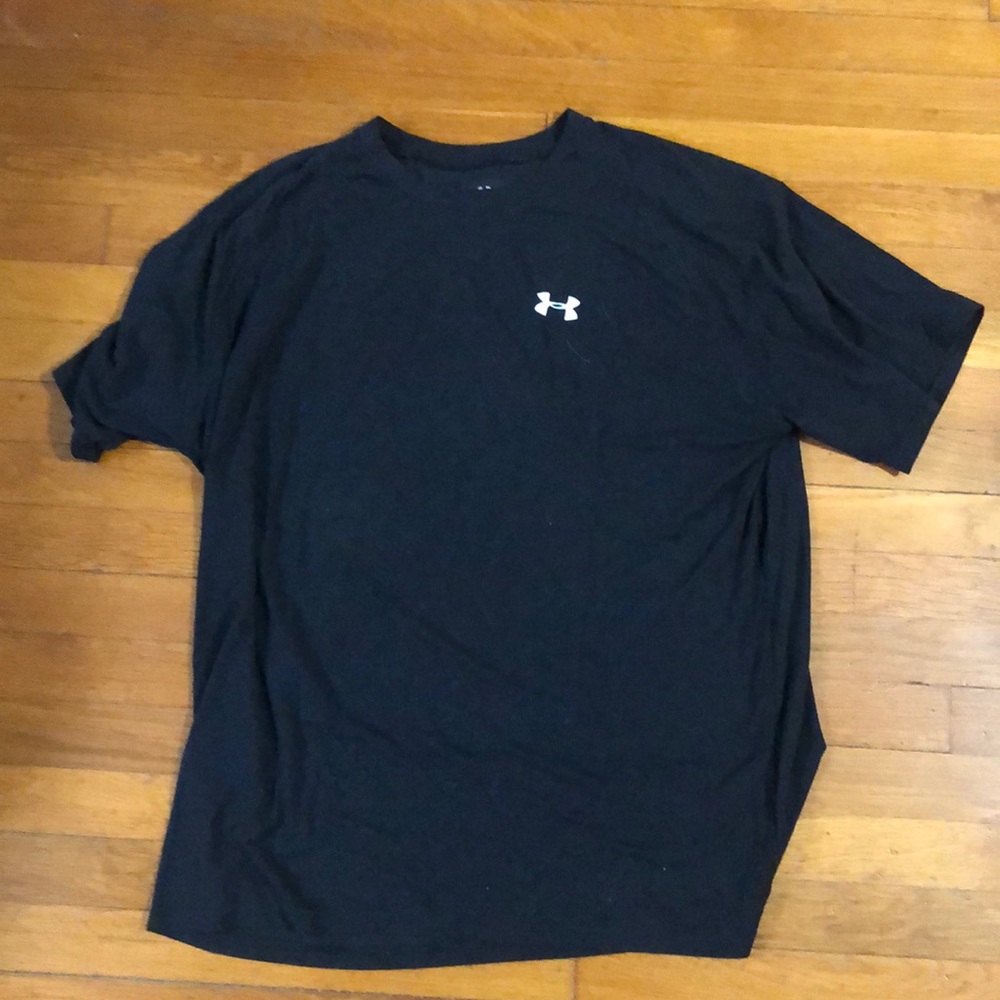 Under armour athletic t shirt